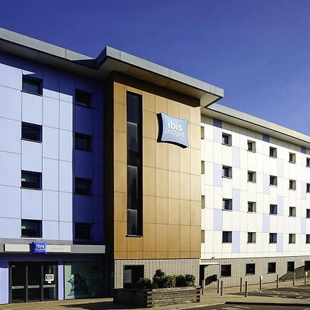 Ibis Budget Portsmouth Bagian luar foto